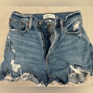 a&f mom short high rise jean shorts!